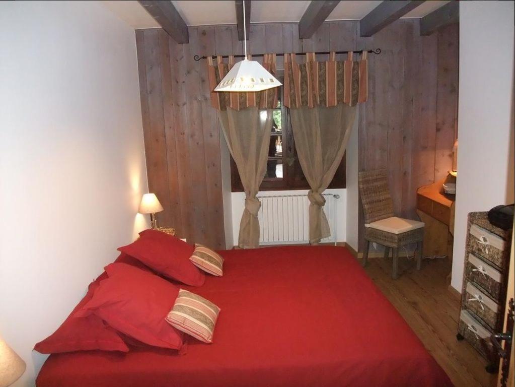 Le Domaine Du Grand Cellier Gites Appartement En Savoie Tournon Exterior photo